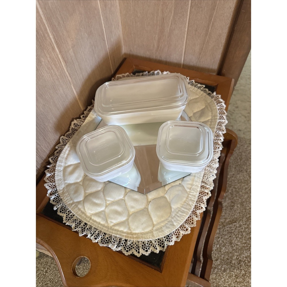 Vintage Fire King Milk White Glass Square 4" Set Of 2 W/lids & Loaf Pan With Lid - Picture 2 of 4